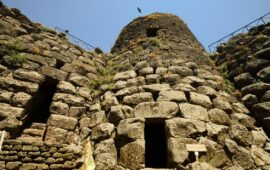 In Sardegna esiste un nuraghe che è stato intitolato all’imperatore Costantino