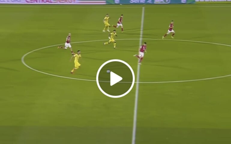 (VIDEO) Mancosu fa il gol dell’anno: tiro da centrocampo e portiere del Perugia sorpreso