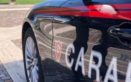 carabinieri auto