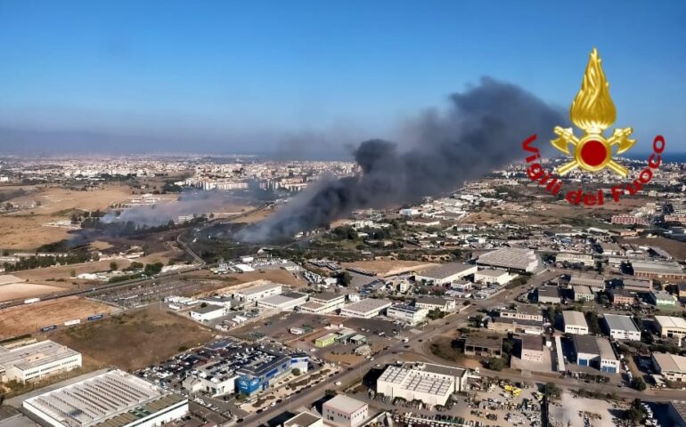 Sardegna in fiamme: da Cagliari ad Arzachena, il fuoco non si ferma