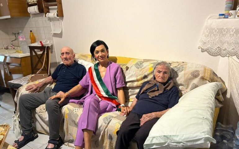 Carbonia in festa per Tziu Emanuele e i suoi incredibili 105 anni