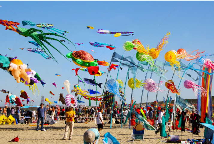 Il Poetto si prepara ad accogliere la prima Festa Internazionale dell’Aquilone