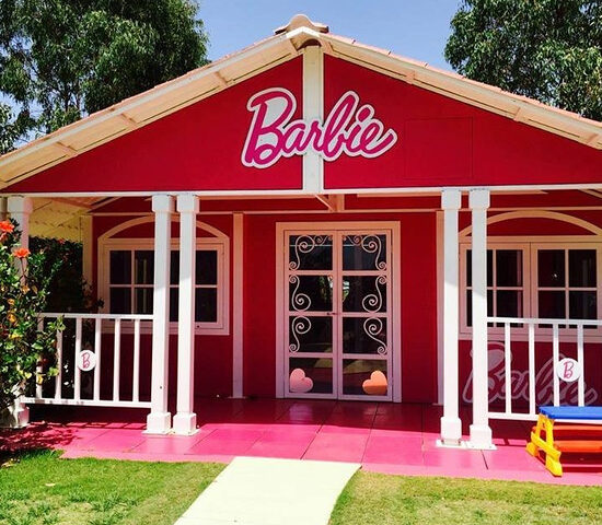Sapevate che in Sardegna c’è la casa di Barbie (e ci si può anche andare in vacanza)?