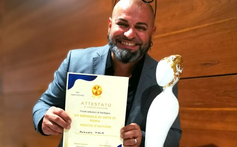 Il ceramista sardo Augusto Mola accede alla XV Biennale d’Arte di Roma grazie alla sua “Sospesa di Desulo”