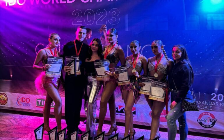 Mondiali di danza: pioggia di medaglie per la Scuola di ballo “Numero Uno Latin Empire” di Selargius