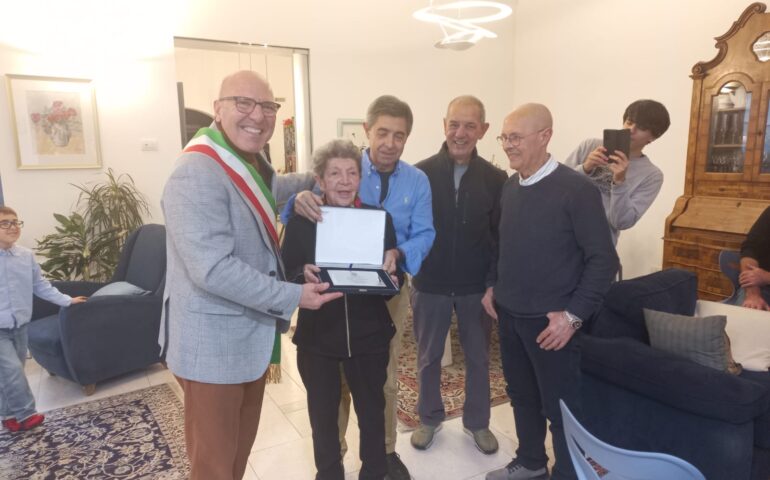 Grande festa a Oristano per la nuova centenaria Giannetta Marongiu
