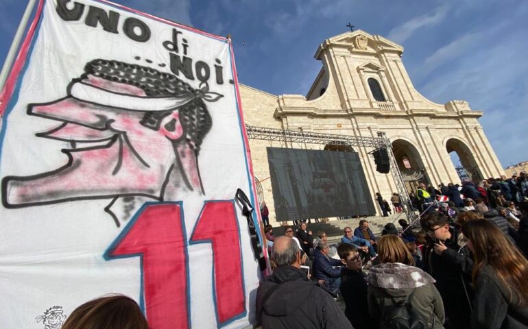 Un mese senza Gigi Riva: il 22 gennaio l’addio al mito, ma il suo spirito è rimasto intatto fra la gente