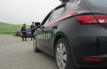 carabinieri auto