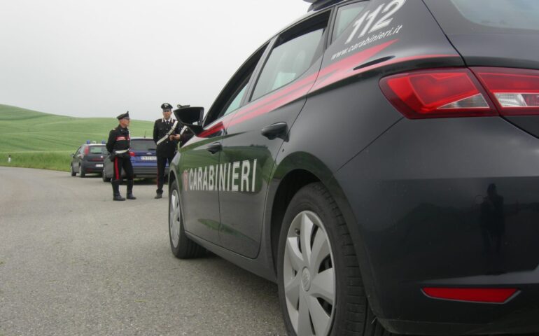 carabinieri auto