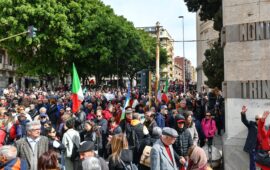 25 aprile da record a Cagliari: in 10mila per ricordare la Liberazione e chiedere la pace
