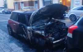 Distrutta da un incendio doloso l’auto dell’avvocata che difende Luigi Pinna, supertestimone nel caso Zuncheddu