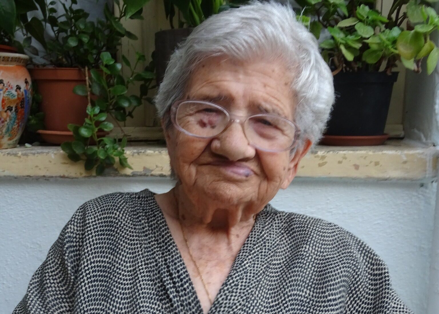 Centenari di Sardegna: auguri a tzia Efisia che oggi compie 103 anni