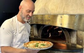 Lo chef pizzaiolo sardo Andrea Ena nella top 50 europea della pizza con i suoi locali a Bratislava