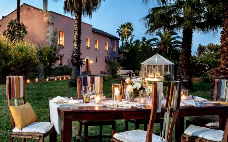 “La vie en Rose al Convento”: la cena in rosa con So Chic ! in uno dei luoghi più ricchi di storia di Cagliari