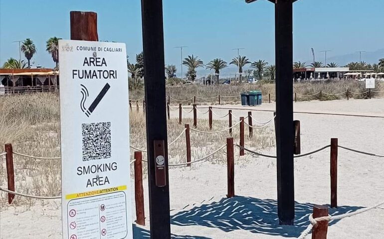 Poetto, nel lungomare compaiono le aree fumatori