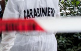 Carabinieri sul luogo del delitto