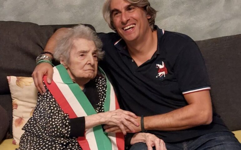 Sardegna in festa per i 104 anni di Nonna Emilia, tanti auguri per l’importantissimo traguardo