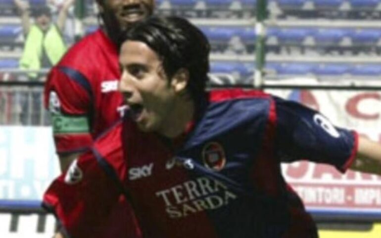 L'ex rossoblù Andrea Capone