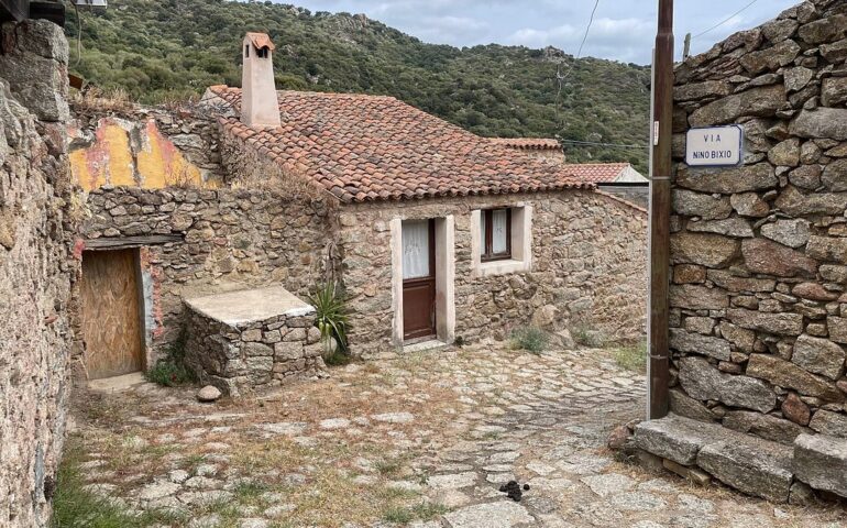 Il borgo di Lollove