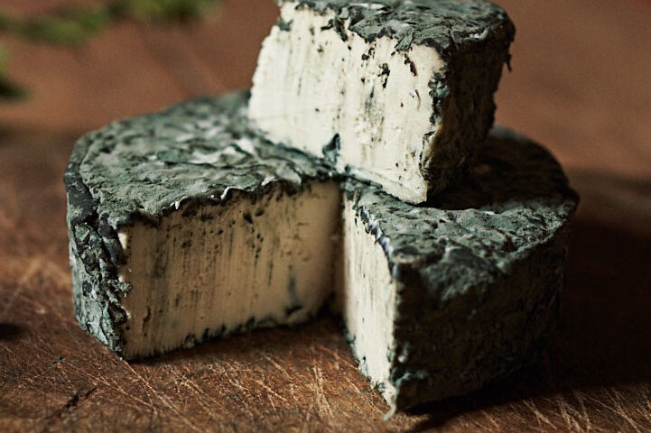 formaggio vegetale Veghu, prodotto in Sardegna