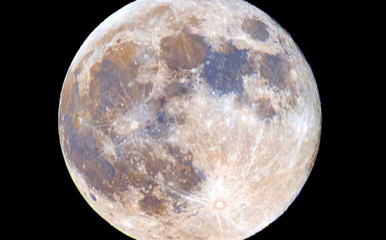super luna a Cagliari
