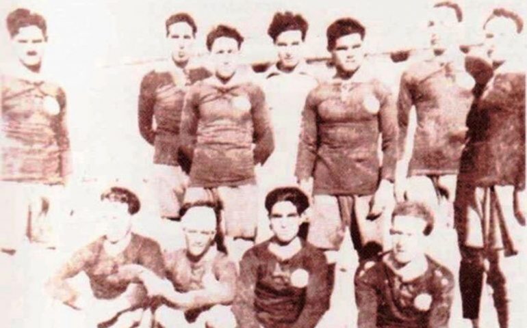 La prima maglia rossoblù del Cagliari