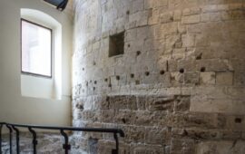 La torre all'interno del palazzo