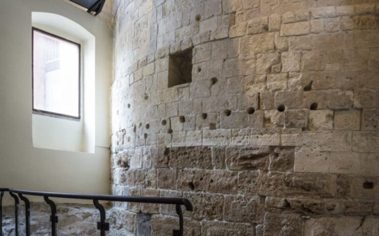 La torre all'interno del palazzo