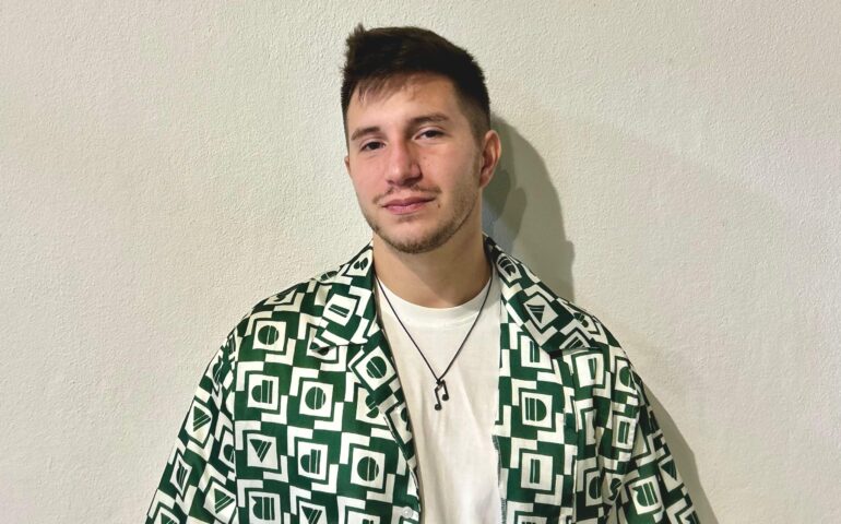 cantante sardo LUCA ESPA