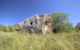 domus de janas a mores, sardegna