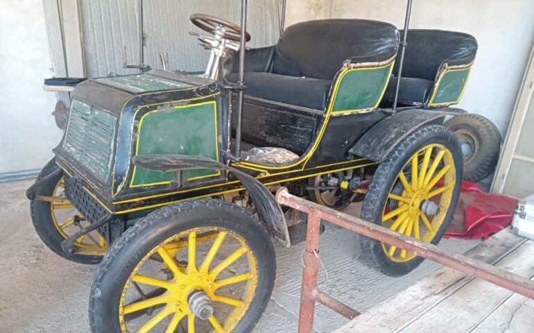 prima auto della sardegna