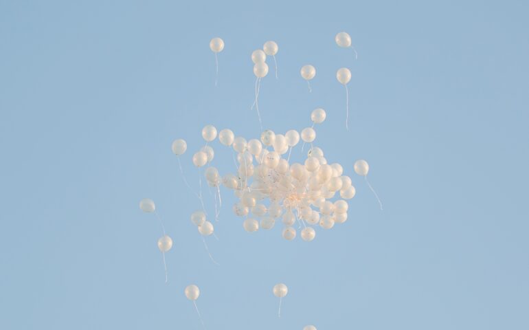 palloncini bianchi, envato
