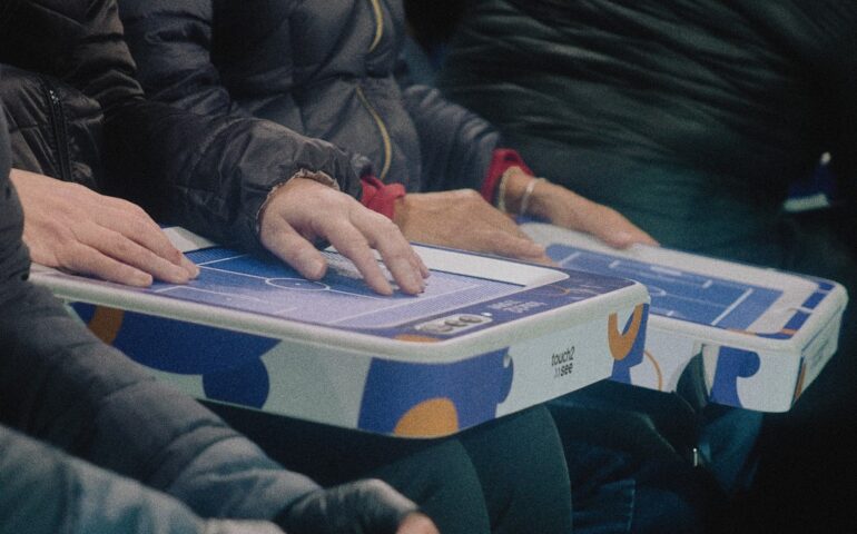 Il Cagliari Calcio con “Touch2See”: un nuovo modo di “vedere” lo sport