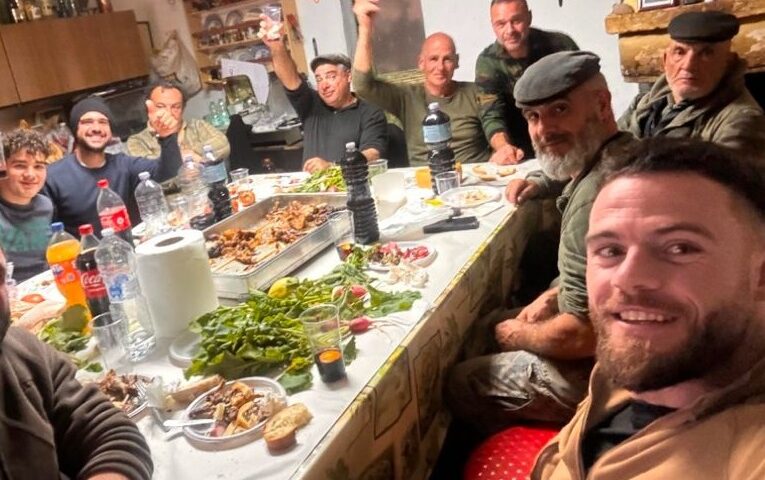 Nadez in Sardegna ( PH Profilo Instagram Nandez)