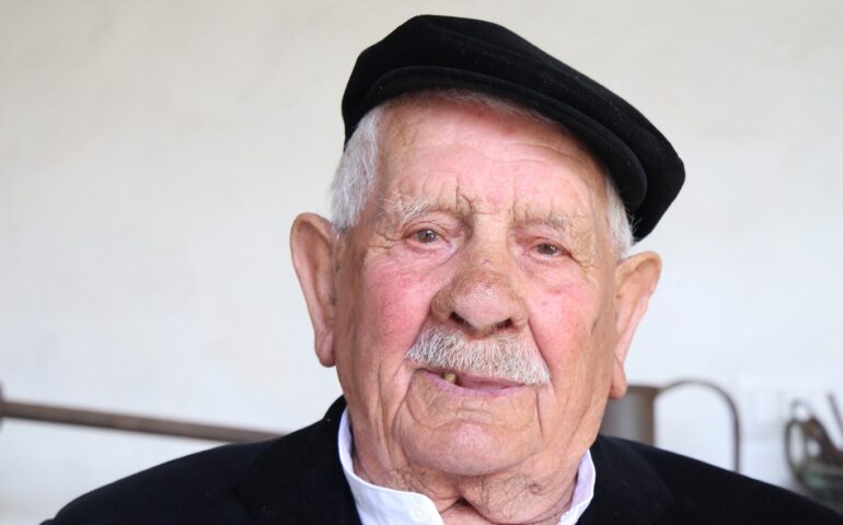 Tziu Danilo Atzeni di Nurallao compie 102 anni