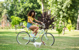 in bici al parco