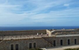 Caprera - Vista panoramica dai punti di sparo al Memoriale Giuseppe Garibaldi.