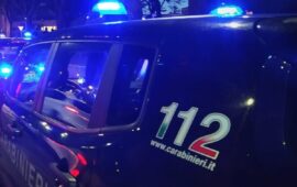 Un'auto dei carabinieri