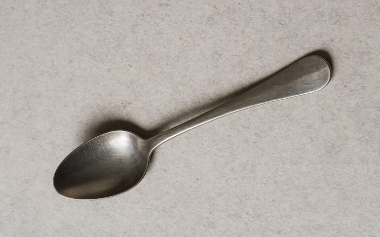 Un cucchiaio