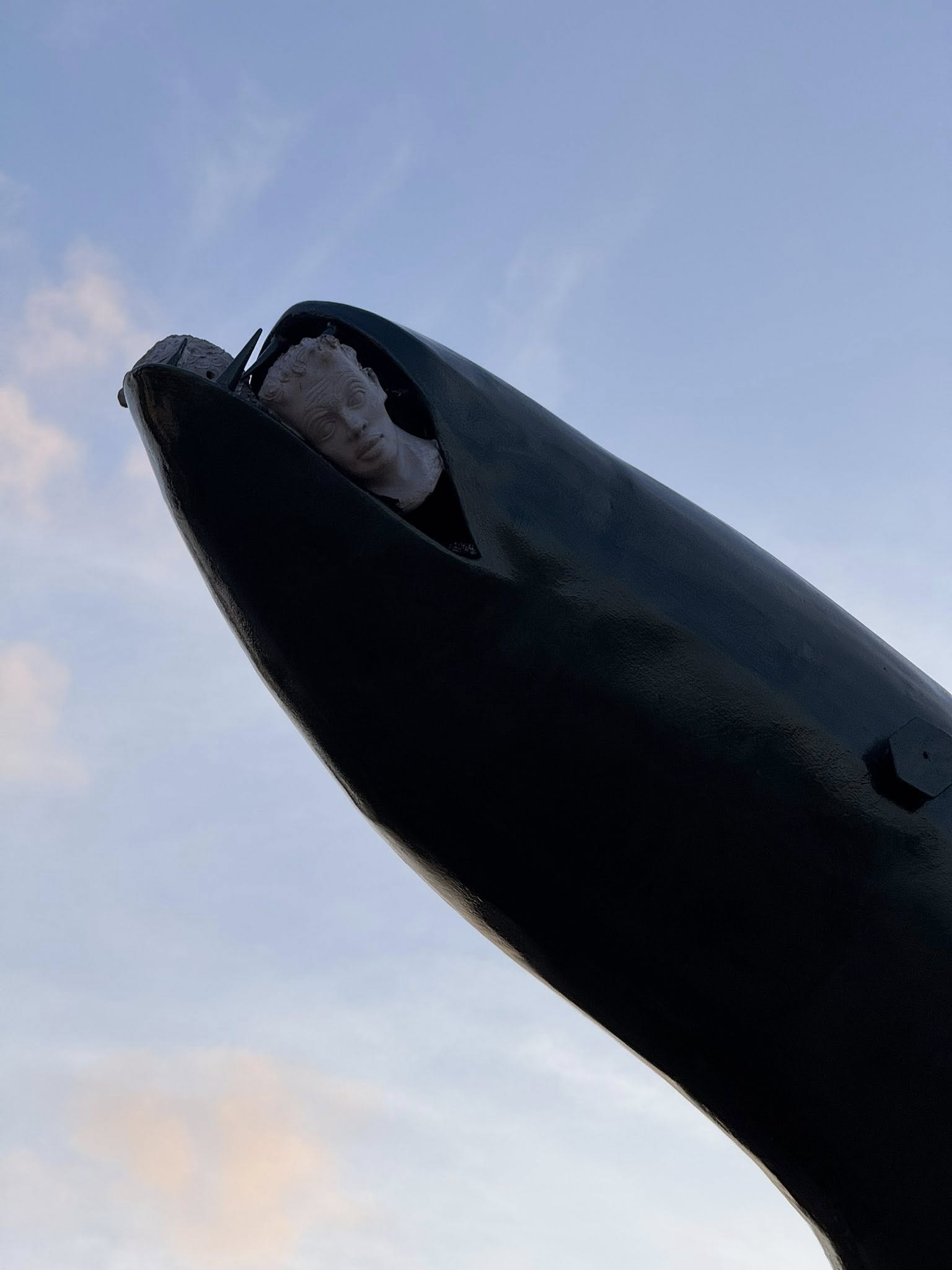 anguilla, statua a santa giusta
