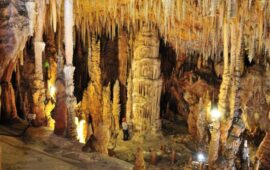 In Sardegna esiste una grotta che sembra uscita da un sogno: dove ci troviamo?