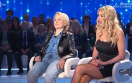Valeria Marini vende la casa di Milano, valore 1,5 mln di euro: dietro la scelta forse un aiuto alla madre