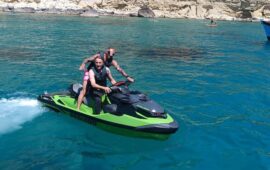 Davide Nicola si rilassa al Poetto in attesa del vertice con il Cagliari
