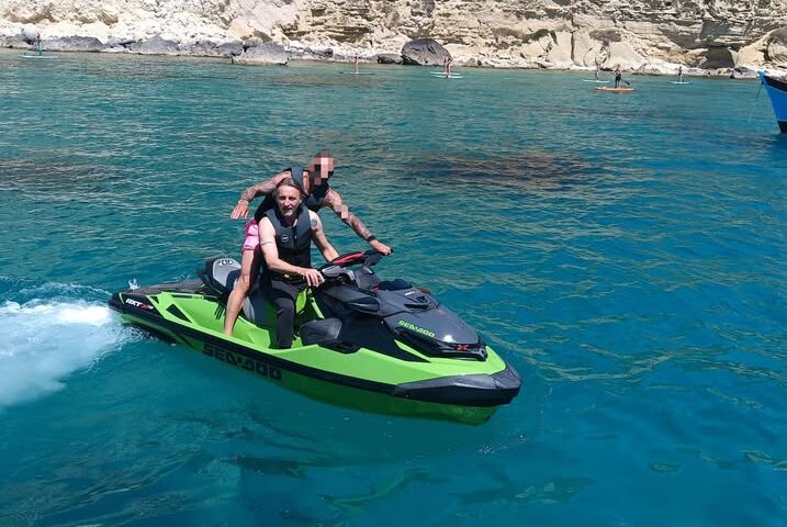 Davide Nicola si rilassa al Poetto in attesa del vertice con il Cagliari