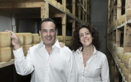 Trionfo mondiale per il Caseificio Garau, il più antico di Sardegna: sette medaglie all’International Cheese and Dairy Awards 2025