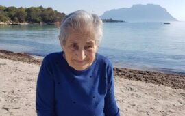 La Sardegna festeggia i 100 anni della bellissima Tzia Luigina: un secolo di vita e saggezza