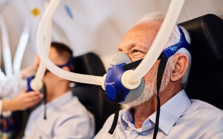 Paura sul volo Cagliari–Linate: emergenza in cabina per un guasto alla pressurizzazione