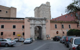 Cagliari, al via il restauro di Porta Cristina: traffico bloccato tra Viale Buoncammino e Piazza Arsenale fino al 13 Agosto