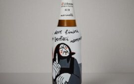 Dallo scarto all’asta su eBay: gli street artist sardi trasformano le bottiglie Ichnusa in arte
