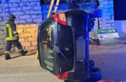 Incidente nella notte a Calangianus: auto si ribalta con cinque persone a bordo, tra cui una bambina